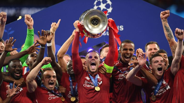 Liverpool Tinggal Pilih Pemain dan Membelinya Dengan Mudah